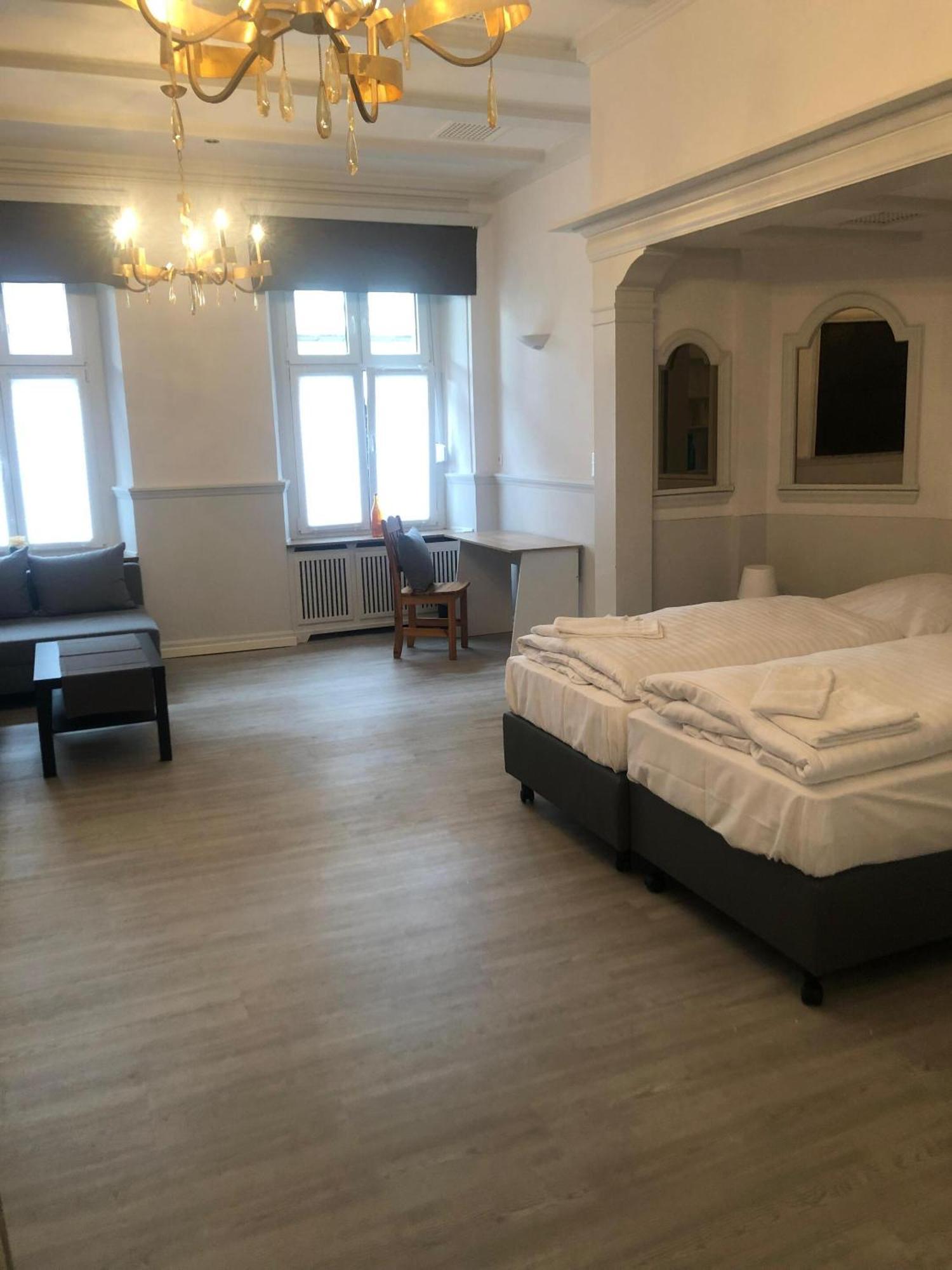 Hotel Schwaferts Βούρπεταλ Δωμάτιο φωτογραφία